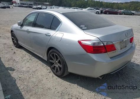 2014 Honda Accord Touring z USA, uszkodzony, nr VIN 1HGCR3F99EA029025